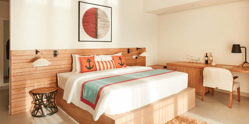 Iru Veli (2) Iru Veli 2 WOLO Travel
